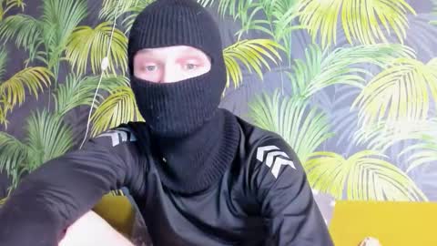 kenordi online show from February 15, 11:23 pm