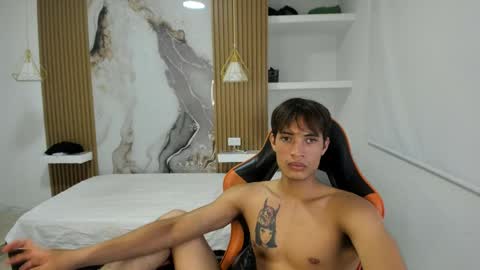 Snapshot of kenshi_roa chatting on May 16, 7:27 am kenshi_roa online show from May 16, 7:27 am