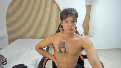 Snapshot of kenshi_roa chatting on May 17, 5:38 am kenshi_roa online show from May 17, 5:38 am