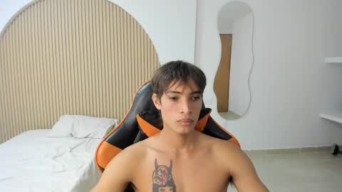 Snapshot of kenshi_roa chatting on June 6, 8:08 am kenshi_roa online show from June 6, 8:08 am