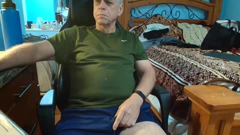 kent_ham online show from October 3, 8:28 pm