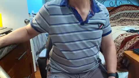 kent_ham online show from April 16, 9:39 pm