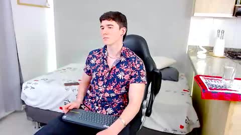 Santiago online show from February 14, 3:25 am