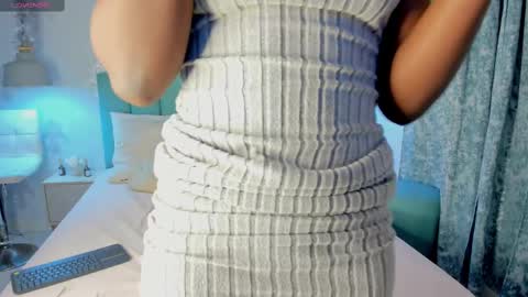 kentha_mitchells online show from March 10, 10:04 am