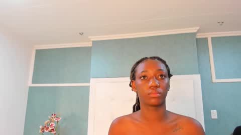 kentha_mitchells online show from September 18, 10:50 am