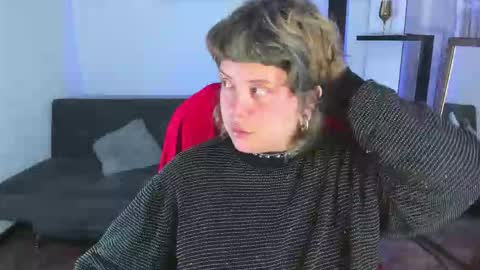 Kenzie online show from November 17, 4:40 am