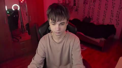 Snapshot of keorinav chatting on November 29, 12:08 pm Looking for a moderator I PVT IS OPEN online show from November 29, 12:08 pm