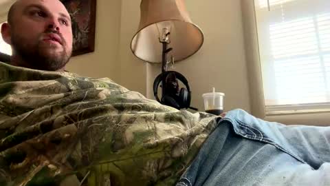 kepkon00 online show from March 29, 7:25 pm