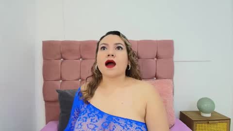 Snapshot of kerly_mature42 chatting on February 22, 2:15 pm KERLY online show from February 22, 2:15 pm