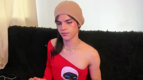 Kerly online show from November 25, 2:06 pm