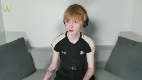 Kessy online show from June 12, 8:41 pm