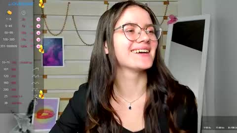 Snapshot of ketrin_pirsss chatting on September 13, 7:19 am Ketrin online show from September 13, 7:19 am