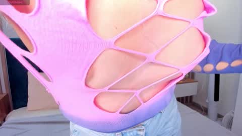 KatrinaKetrin online show from November 8, 1:28 am