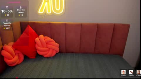 KatrinaKetrin online show from April 6, 4:57 am