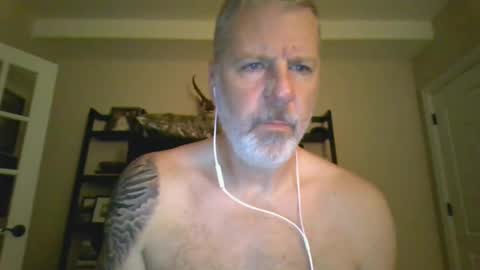 Snapshot of kevenz_playtime chatting on November 3, 11:33 am kevenz_playtime online show from November 3, 11:33 am