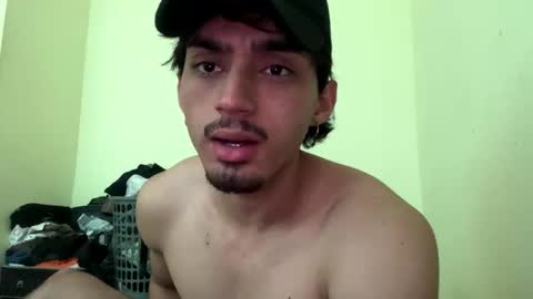 kevin777623 online show from November 24, 8:52 pm