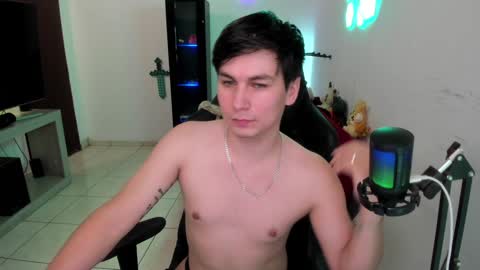 Kevin online show from January 16, 12:02 am