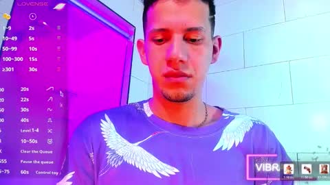 Snapshot of kevin__max_ chatting on February 11, 11:26 am Kev online show from February 11, 11:26 am