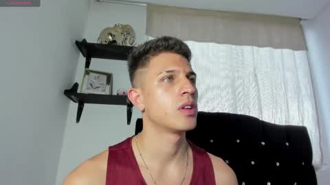Snapshot of kevin_ahs1 chatting on May 13, 10:06 pm Kevin Ahs online show from May 13, 10:06 pm