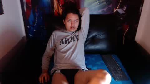 Snapshot of kevin_charless chatting on February 25, 11:31 am Kevin online show from February 25, 11:31 am