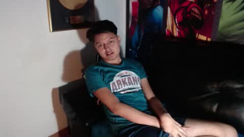 Snapshot of kevin_charless chatting on February 28, 11:33 am Kevin online show from February 28, 11:33 am