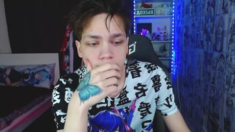 Snapshot of kevin_joestar chatting on December 2, 3:26 am Kevin online show from December 2, 3:26 am