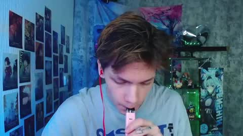 Kevin online show from April 14, 4:29 am