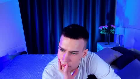 Snapshot of kevin_kess chatting on January 31, 2:28 pm Ask me online show from January 31, 2:28 pm
