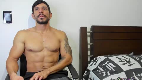 kevin_malone22 online show from February 25, 2:54 am