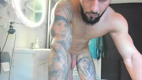 Snapshot of kevin_muscle1 chatting on May 31, 11:28 am Kevin online show from May 31, 11:28 am