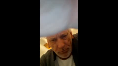 Snapshot of kevinj6969 chatting on December 16, 4:28 am kevinj6969 online show from December 16, 4:28 am