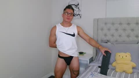 kevinkham online show from October 17, 12:01 am