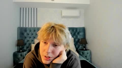 Kevin online show from October 22, 2:39 pm