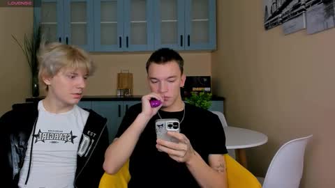 Kevin online show from November 16, 7:41 pm