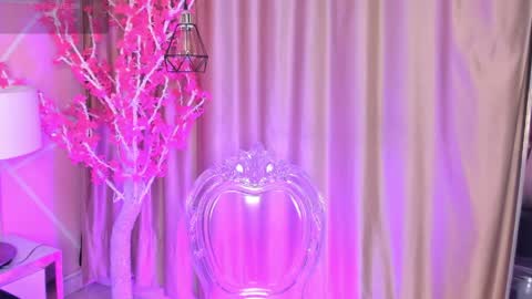 Keyla noa online show from April 1, 11:22 am