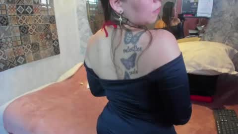 Snapshot of keyla_ruiz_ chatting on May 21, 6:48 pm Key online show from May 21, 6:48 pm