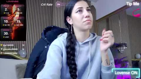 Snapshot of keylablair chatting on February 17, 4:53 am KeylaBlair online show from February 17, 4:53 am