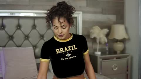 keylaconner online show from January 29, 5:09 am