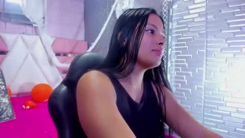 Snapshot of keylaconors chatting on November 4, 1:32 pm keylaconors online show from November 4, 1:32 pm