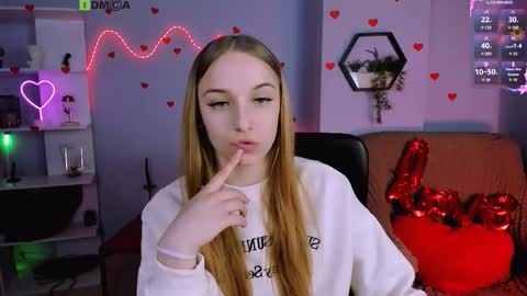 Keylas online show from March 8, 1:04 pm