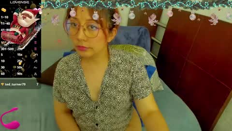 Danna Sofia online show from December 17, 1:18 am