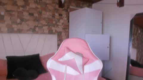 Snapshot of khaimy chatting on April 28, 8:03 pm Khami online show from April 28, 8:03 pm