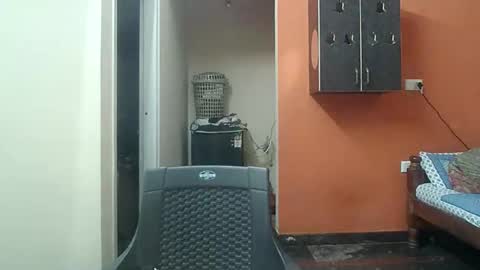 Snapshot of khan3043 chatting on October 21, 7:14 pm Khan3043 online show from October 21, 7:14 pm