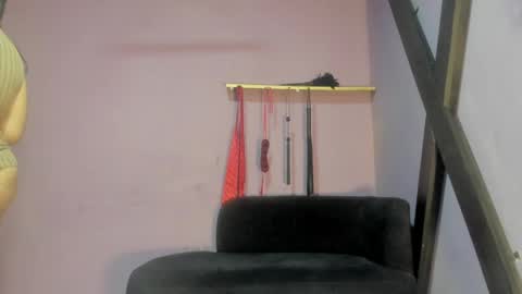 Kathe Hot online show from May 26, 6:15 pm