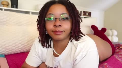 Khaya online show from February 6, 4:43 pm