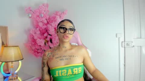 Khelany Isyy  online show from December 4, 12:52 am