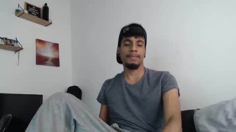 khevinlopezonig online show from October 1, 4:46 pm