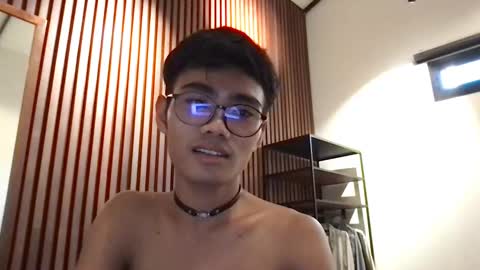 khkitty73 online show from March 11, 8:09 am