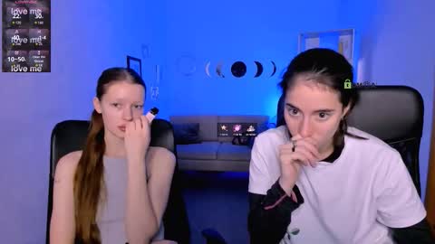 khloebeauty online show from November 19, 8:20 pm