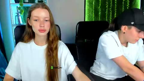 khloebeauty online show from July 7, 12:20 pm